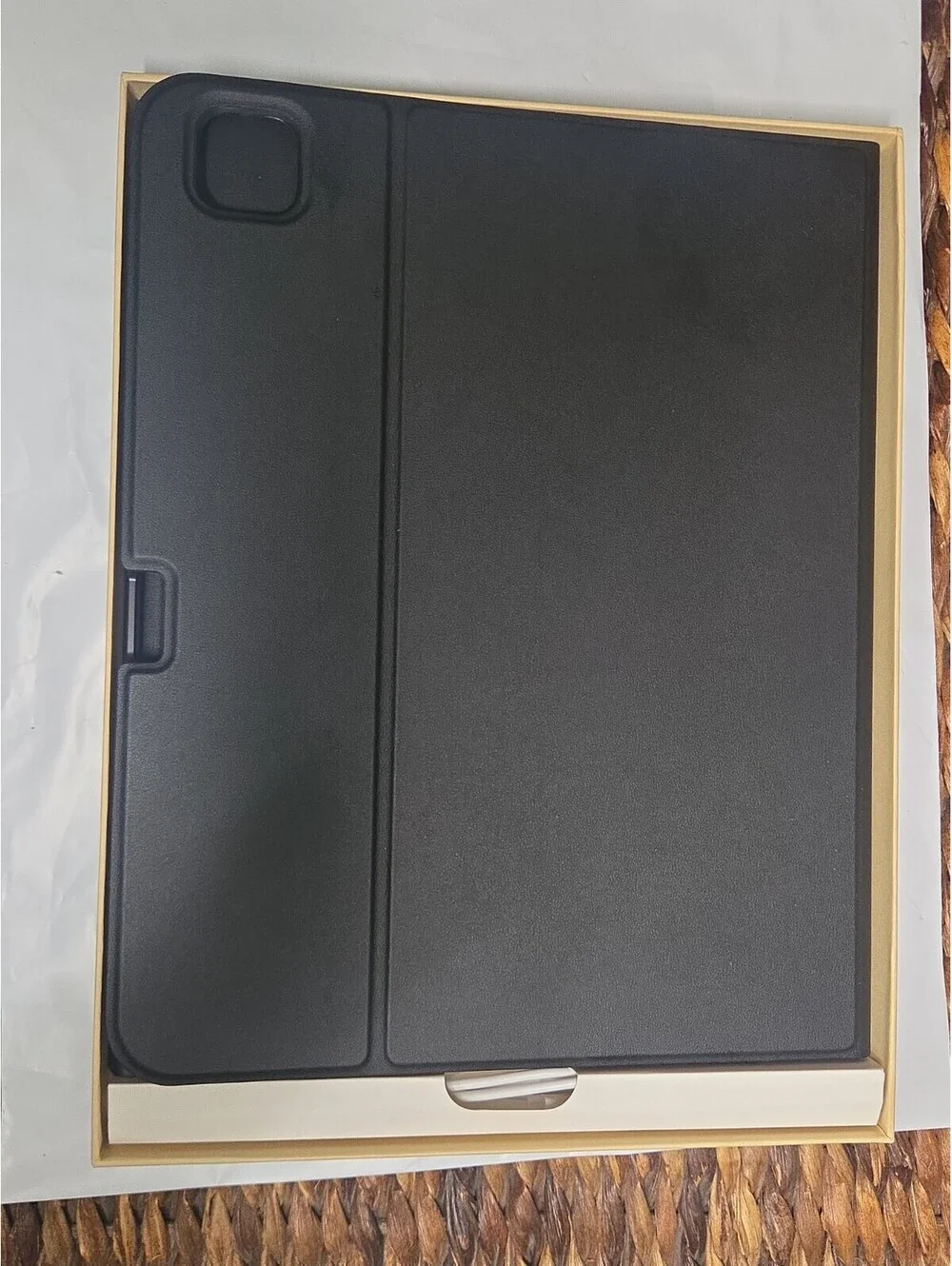 FUWANG for iPad Pro 13 Inch Case with Keyboard (M5/M4) 2025/2024, Black !No PEN!